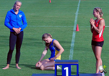 Victoria Joäng, Emma Stenlöf och Andrea Nybäck inför prisutdelning SM-sjukampen i Upplands Väsby 2014 